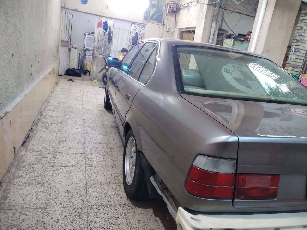 بي ام موديل ٩١ رقمها بغداد سنويه ب ٢٧ تخلص راعيها بالعماره يمي
هسه مبدل مكينه  بيها مكينه شك الكاع شرط تراي ٢٤٠ و باور ستيرن و راديتر و جاينات و مروحه مال باخره وجهاز  مروحه و تبريد هسه مشتغله جديد يعني السياره فقط نواقص قليله يرايدلها دعاميه خلفيه و جهاز ماسحات و بعض النواقص البسيطه فقط 
للبيع بدون مراوس 
الاستفسار الاتصال عل الرقم التالي 

***********
