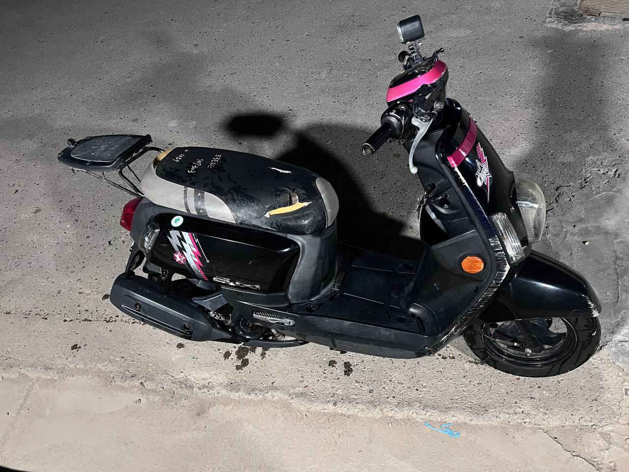 السلام عليكم دراجه ماكس بوليس مسطرة  موديل 2013 للبيع كامله كهربايات كله شغال مكينه خرسه اشاير كلوبات كله شغال ماكو اي نقص تايرات جديده مكينه ما مفتوحه برغي بيها السعر مليون50  بيها مجال حك الجيه راسلني أو اتصل‏‪***********‬‏  مكاني بغداد الطيفيه خاص مفتوح
