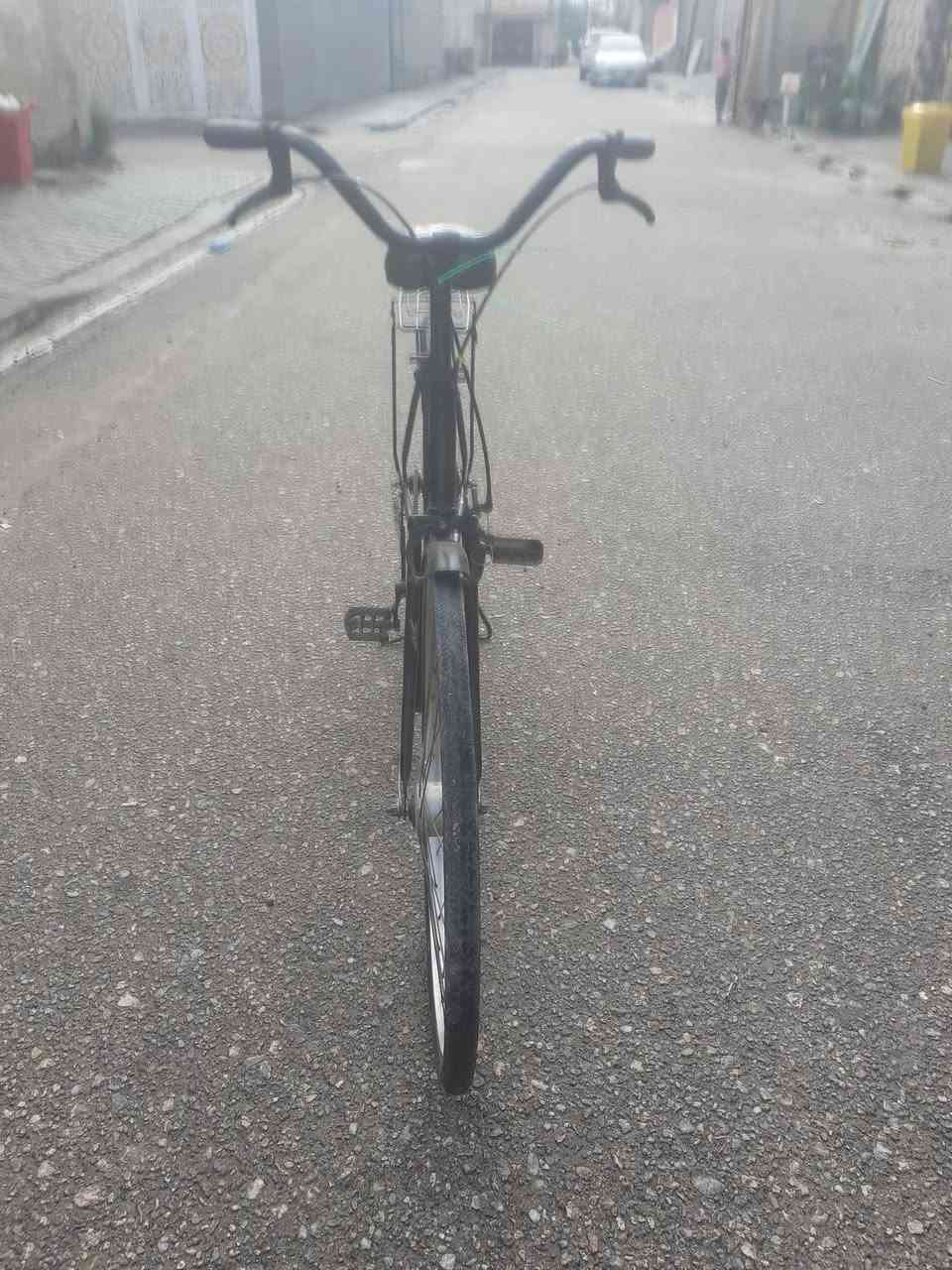 السلام عليكم
باسيكل للبيع
المواصفات 
ويل حساس 
حجم 26
مصبوغ عام حراري 
تخم تاير جديد
جوب خلفي +امامي جديد
بريكات شغاله 
الباسيكل مال جناي كامل من كلشي تاخد وتروح 
الموقع 
مشخاب قرب فلكه عبد الواحد ال سكر 
السعر 65 وبي مجال للشراي


**إذا كنت صاحب هذا الإعلان وتريد حذفه لأي سبب، رجاءا أرسل رسالة إلى الدعم الفني**