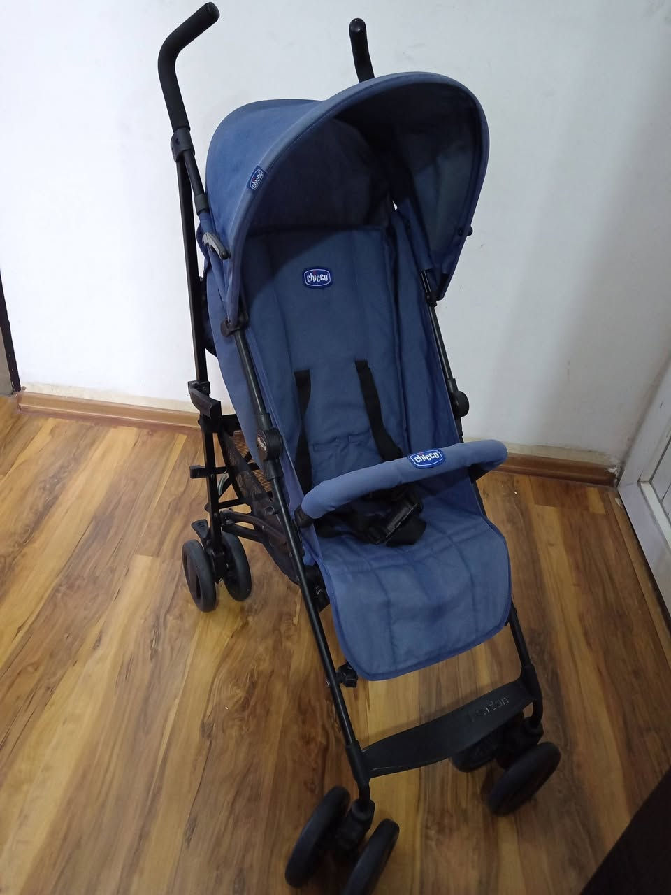 مرحبا مكلفة بالنشر للبيع أغراض أطفال اغلبها ماركة وبحالة ممتازة ومتوفر توصيل وكملو جمال الصور للأخير ومتوفر كلشي يخص مستلزمات الاطفال 🌹❣️
https://www.instagram.com/zuhooralsabah?igsh=Z2VwNGRzMXBicW5y


**إذا كنت صاحب هذا الإعلان وتريد حذفه لأي سبب، رجاءا أرسل رسالة إلى الدعم الفني**