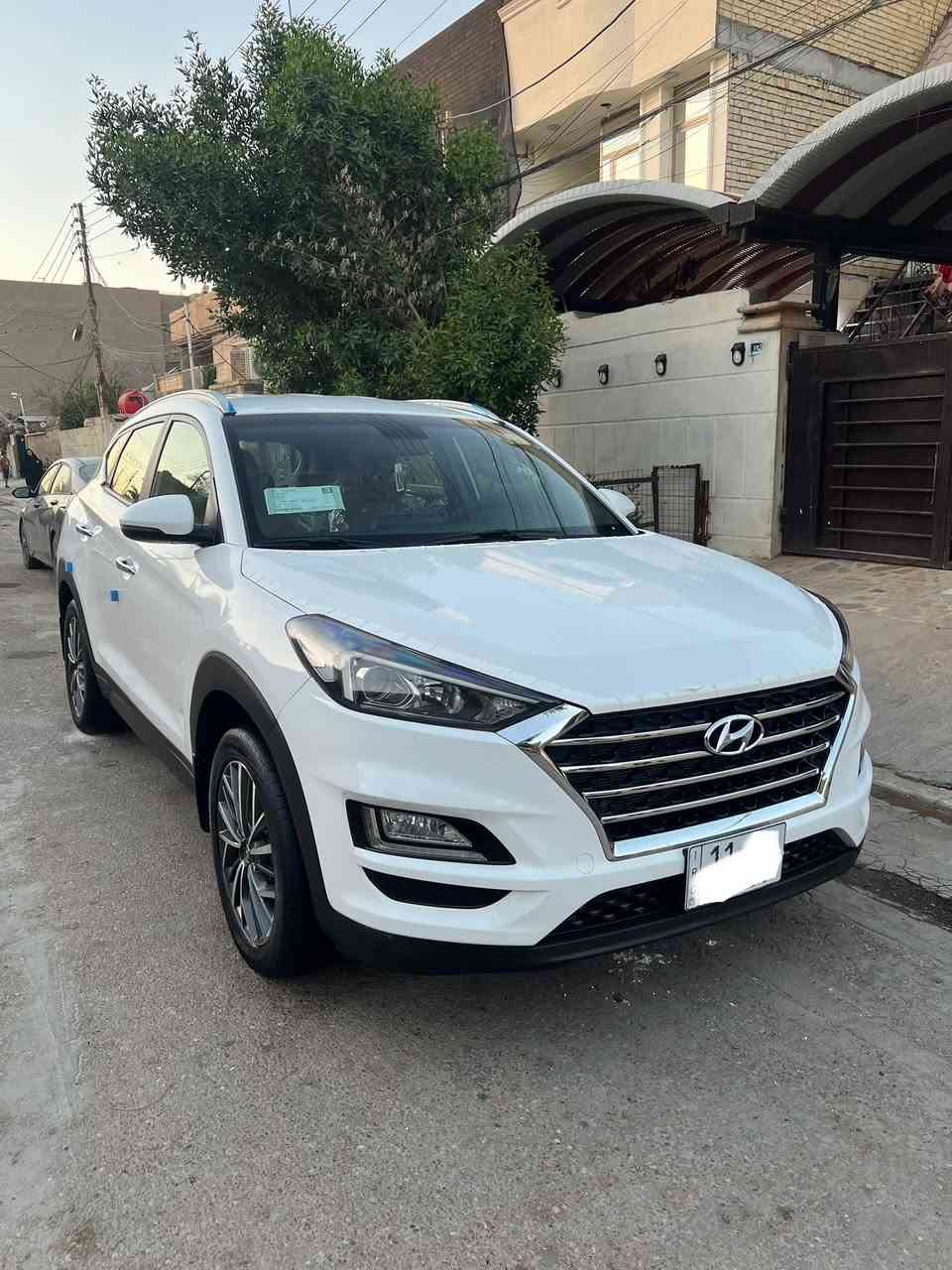 السلام عليكم
توسان 2020 خليجي شركه الكاصد الكوري اصلي بوضع الشركه 
مكفوله كفاله من الصبغ والبارد والشخوط  شرط وضع الشركه سياره زيرو عل ايد شخص من الشركه الحد الان شرط جديده 
ماشيه 27 حقيقي وشرط الفحص  سياره بوضع الزيرو سبير والعده مانزلات كتلوكات شركه ولبصمه لاخ مامستعلمه 
شرط الريل بعده بل فابلون الشركه وتراسي سود بعدهن بل لزك مالتهن نايلون شركه وكلشي بعده عل شركه صدر امامي وخلفي وضع الشركه مكينه وكير وضع الشركه سياره زيرو مواصفات 
بصمه تشغيل 
بصمه ابواب 
لايت عدستين زنون 
حساس امامي وخلفي 
وكامره خلفي دوراه 
تبريد قطعتين 
داخل كاربون فايبر
مري شفط 
لد نهاري 
سايد بريك رجل 
خمس ويل كب 18
بكلايت ايل ايدي 
اريل انفكيشن 
شاحن واير لس 
كشنات امامي 2كهرباء
3انضمام قياده عادي 
وسبورت ونورمان 
أشاير مري 
دبل تحكم ستيرن
محرك 2000 دوش 
سياره مواصفات الكاصد معروفه رقم بغداد دولي جديد هزه وسنويه جديده اتصال *********** مكاني بغداد

