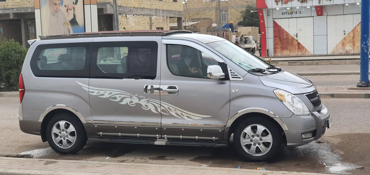 السلام عليكم 
سياره 2016 فول مواصفات عده فتحات كير ومحرك ابلادي مال شركه مجول مكفوله عده جاملغ أمامي تبديل بدون دواخل
 كير ومحرك كفاله لاتنقيص ولا تبخير سنويه ورقم جديد مكان السياره العماره حي القصور 

***********
***********
