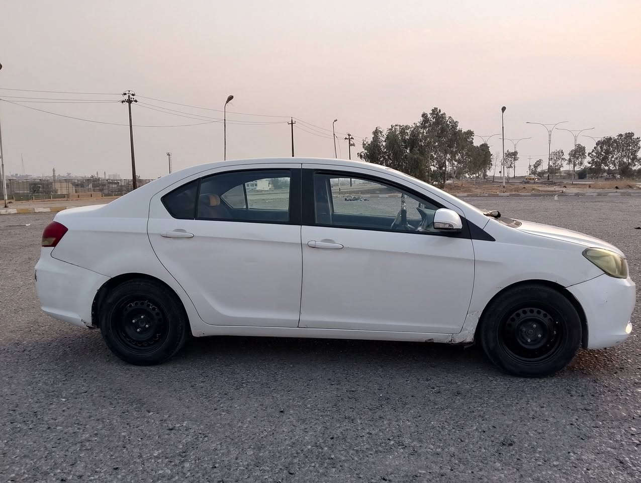 سلام عليكم
كريت ويل موديل 13 سنوي بسمي رقم دولي واسط مشروع وطني الضرر فقط جاملغ امامي ايمن سعر 55 بي مجال
مكاني كركوك ***********
