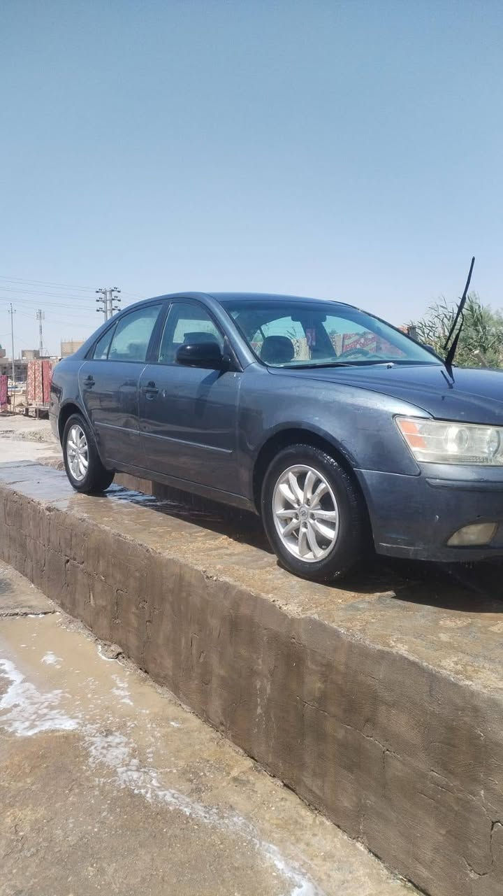 سوناتا 2010 وارد امريكي رقم اربيل الدولي باسمي سنويتها لغاية 2027 حادثها الجاملغ الايمن فقط السعر 115 وبيها مجال المكان واسط الصويرة الاتصال او رسالة واتس ع الرقم ***********
