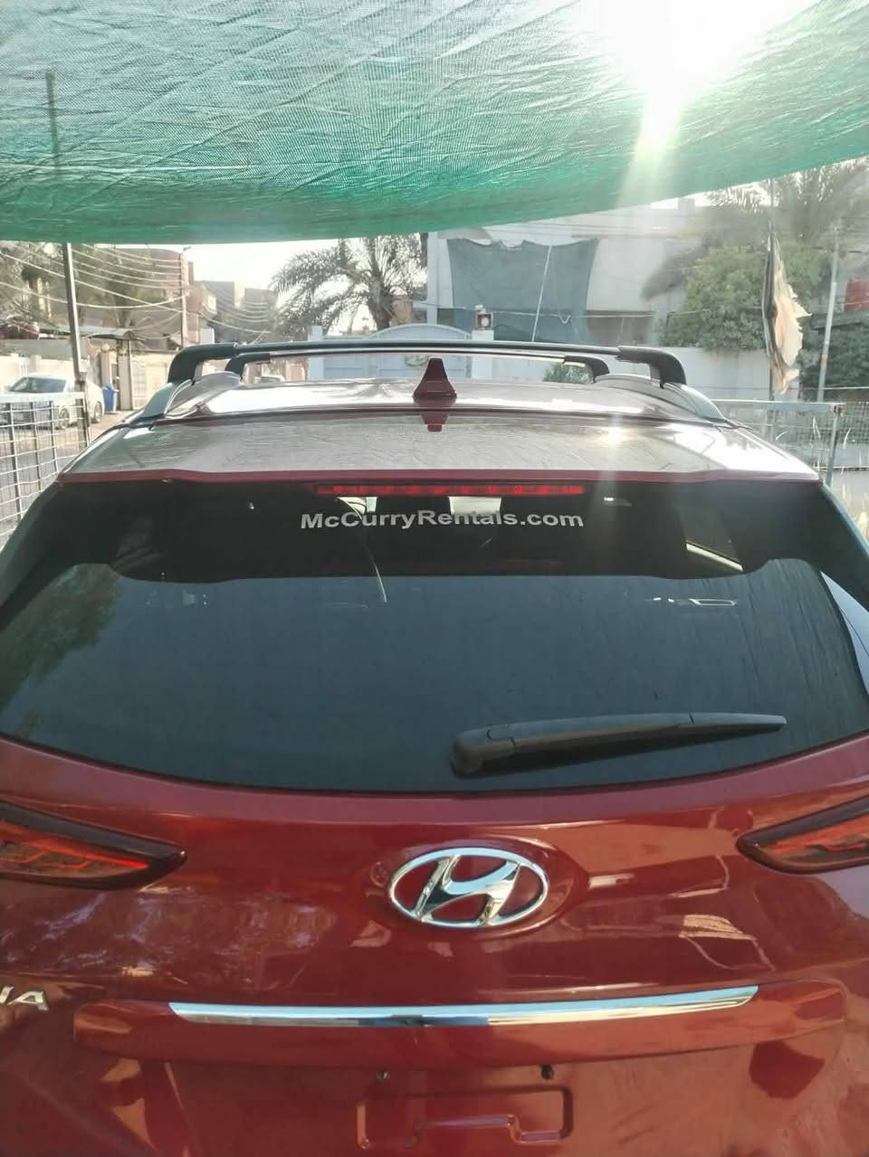 السلام عليكم كونا للبيع موديل ٢٢ فول عده لفتحه محرك 2000 دوش حادث بسيط موجود بل صور تحكم تشغيل عن بعد نضام فول رقم بابل الجديد مكان حله ***********
