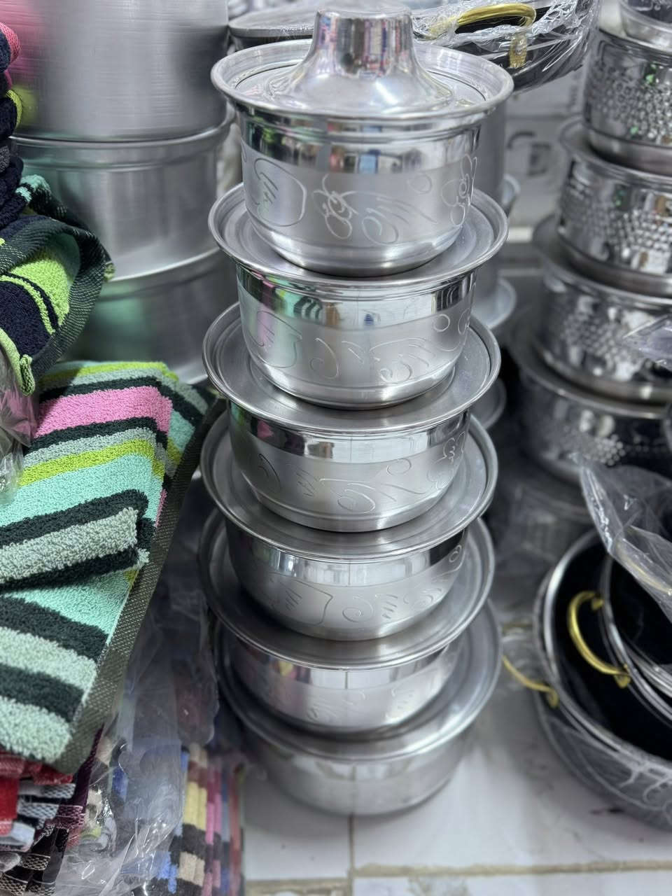 مرحبا زبائنا الكرام تم وصول عدد من الجدوره  والطاوات   وبكميات قليلة   وأنواع مختلفة لحكو عل العرض 🔥 🔥 #كلشي يخص البيت 🏠 يمنه تلكوه العنوان واسط قضاء الحي شارع التأميم قرب فلكة السينما  محل بركات الزهراء


**إذا كنت صاحب هذا الإعلان وتريد حذفه لأي سبب، رجاءا أرسل رسالة إلى الدعم الفني**