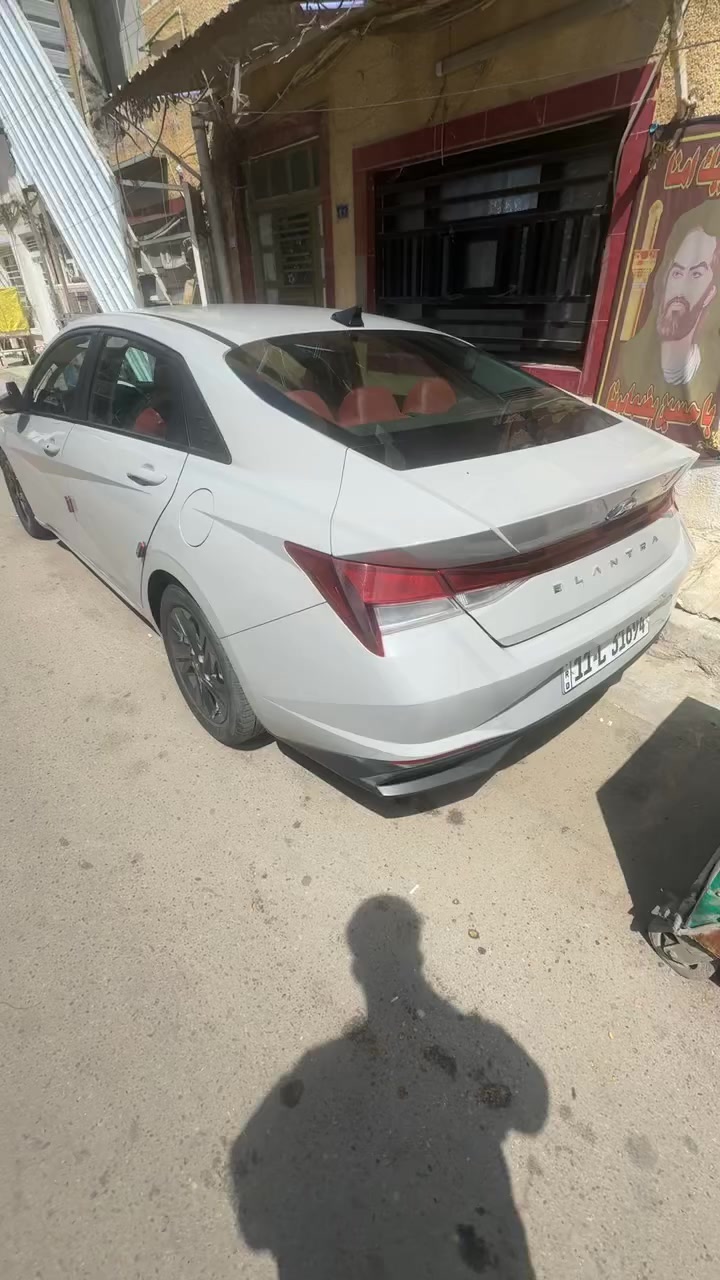 سلام عليكم الانترا2023 تفاصيل بل فديو كامله سياره امزوعه مواصفات ماعده فتحا سقف محرك 2000 دوش مكاني بغداد         هـ*********** سيارة مال بيت استعمال شخصي مواصفات تحديد مسار سياقه ذاتيه رادار تصادم رادار سرعه نقطه عمياء الباب من تفتحى حساس تصادم بيها فول 1/1 ماعده الفتحى
