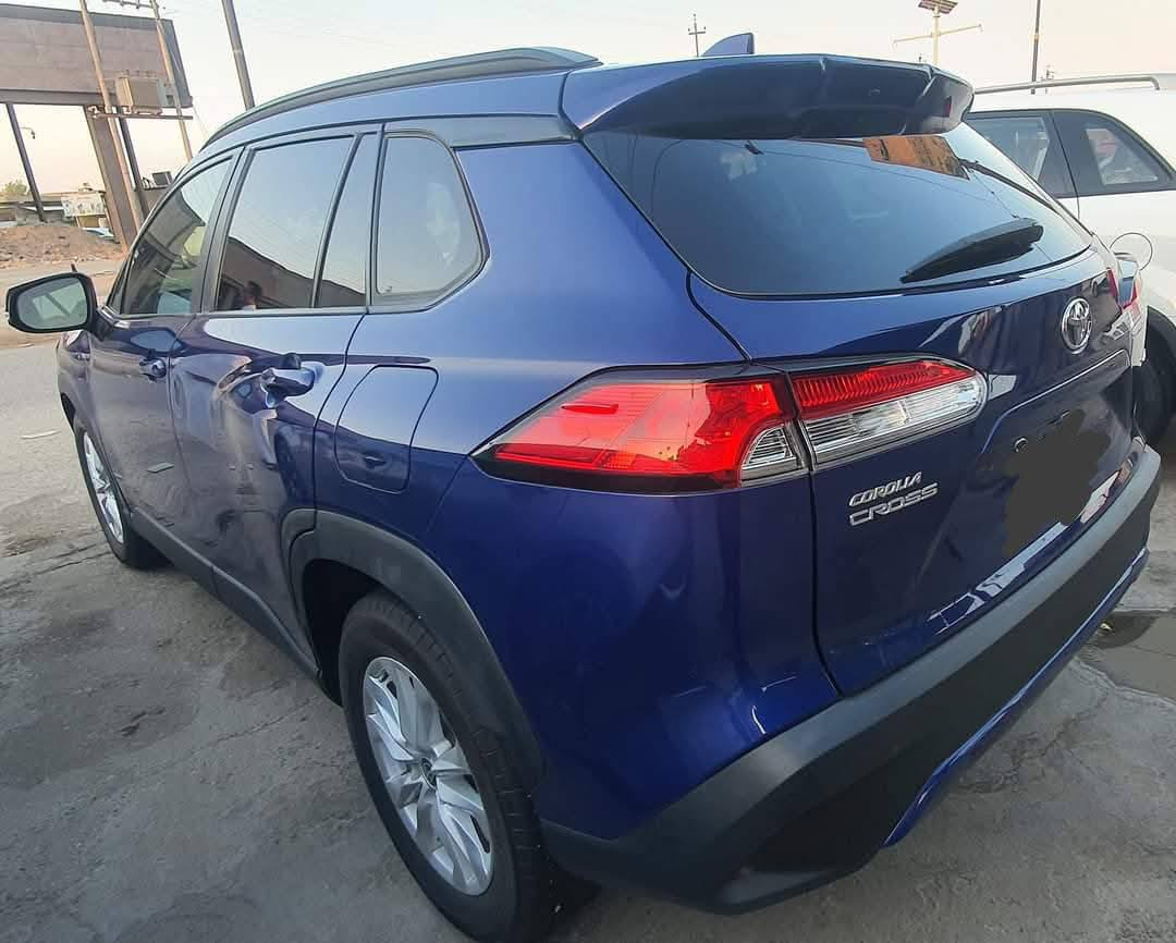 السلام عليكم تيوتا كورلا كروس 2022  LE
- المواصفات:- 
- محرك 2000 بانزين
- تشغيل بصمة
- تبريد قطعتين 
- مقاعد جلد 
- هاند بريك دكمة
- رادار مانع تصادم
- شاحن وايرلس
- تحديد مسار  
- شاشة كبيرة 
- كامرة خلفية 
- اوتو هولد 
- مانع انزلاق
- اشاير بالمري 
- نقطة عمياء 
Auto stop -
- دخول ذكي
- بصمة ابواب
- تحكم مقود جانبين
- مثبت سرعة
- مانع منحدرات
- حساسات ضغط الاطارات
- لايت اوتو
- لايت LED 
- شاشة تدعم ابل كار بلي واندرويد اوتو
فور ويل AWD - ويل كب ١٧
- حادثهة مال امريكا جاملغ وبنيد مكاني حي الجهاد للاتصال ***********ومتوفر واتساب السعر 175وبيهة مجال بسيط
