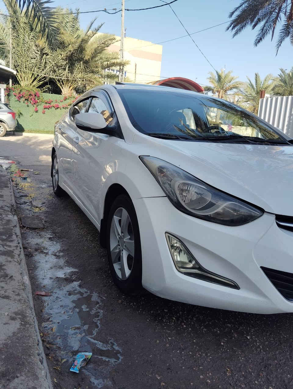 النترا خليجي موديل 2012 رقم بغداد تحويل ثاني يوم السياره بيها ضربه بين باب الصدر والورها مليوح شويه من  فوگ العتبه شبرين تعمير بالتكمه بنص البابين ما صاعد لفوگ شويه شبرين وبيها قطع صبغ السياره شواصيها  لغودها حوضها كله مكفول جاهزه گير محرك تبريد حداديه كله تمام
تخم تاير نصبتها وترايها حلو سونارها ويا الصور  ....
محرك 1600 لا بخار ولا صوت 💢 فتحة سقف 💢 
تحكمات صوبين 💢 اي بي اس 💢 شاشه كامره 💢 
السعر المطلوب ((  88  $ )) بيها مجال بسيط للشراي للاستفسار الاتصال على الرقم *********** 
كلشي موضح بالمنشور أقره واتصل ودلل 
مكاني نجف دور الهنديه ( تراهم مراوس حسب القناعه)
