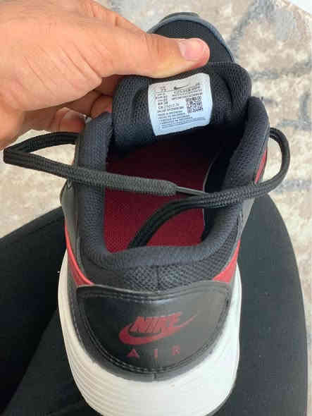 زۆر کەم لەپێ کراوە وەک تاسە وایە بالەی ئەڵمانیایە مالی دۆستە قیاسی ٤٠ لە سلێمانی . ظد الکسر   
*********** Singapore
