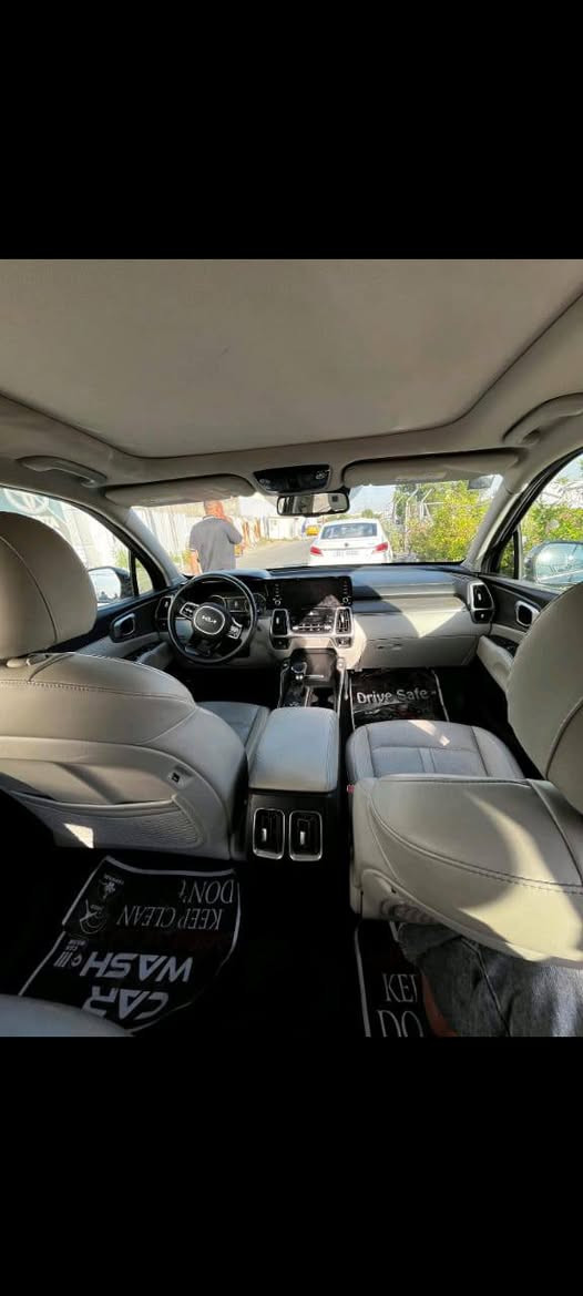 السلام عليكم سورنتو ٢٠٢٢سياره فول مواصفات بانوراما مكينه ٢٥٠٠تيربو مبدل بنيد وجاملغ اليسره فقط السعر 22الف ***********
