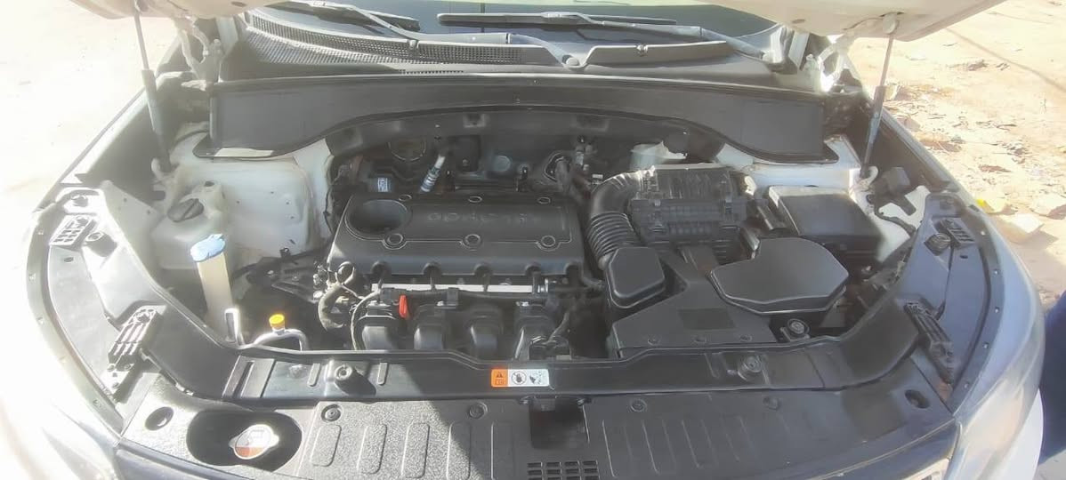 سلام عليكم سورنتو 2014 مكفوله رقم قادسيه ماشيه 180مكينه 2400  سعر175وبيه مجال للأتصال***********
