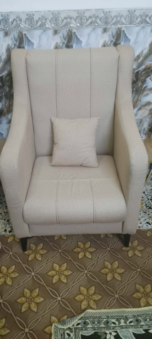 السلام عليكم عندي تخم 8مقاعد كرويتات 2 وكراسي 2 نضيف مكاني اصغير واريد ابيعه
ماخذته صار 5شهر نظيف نهايته 375 الف
تاجي سبع البور


**إذا كنت صاحب هذا الإعلان وتريد حذفه لأي سبب، رجاءا أرسل رسالة إلى الدعم الفني**