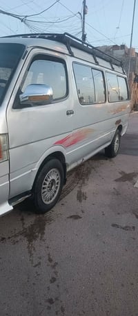 07704884064 السلام عليكم فتون 2010 سياره بلاديه الخياسات موضحه بالهلال...