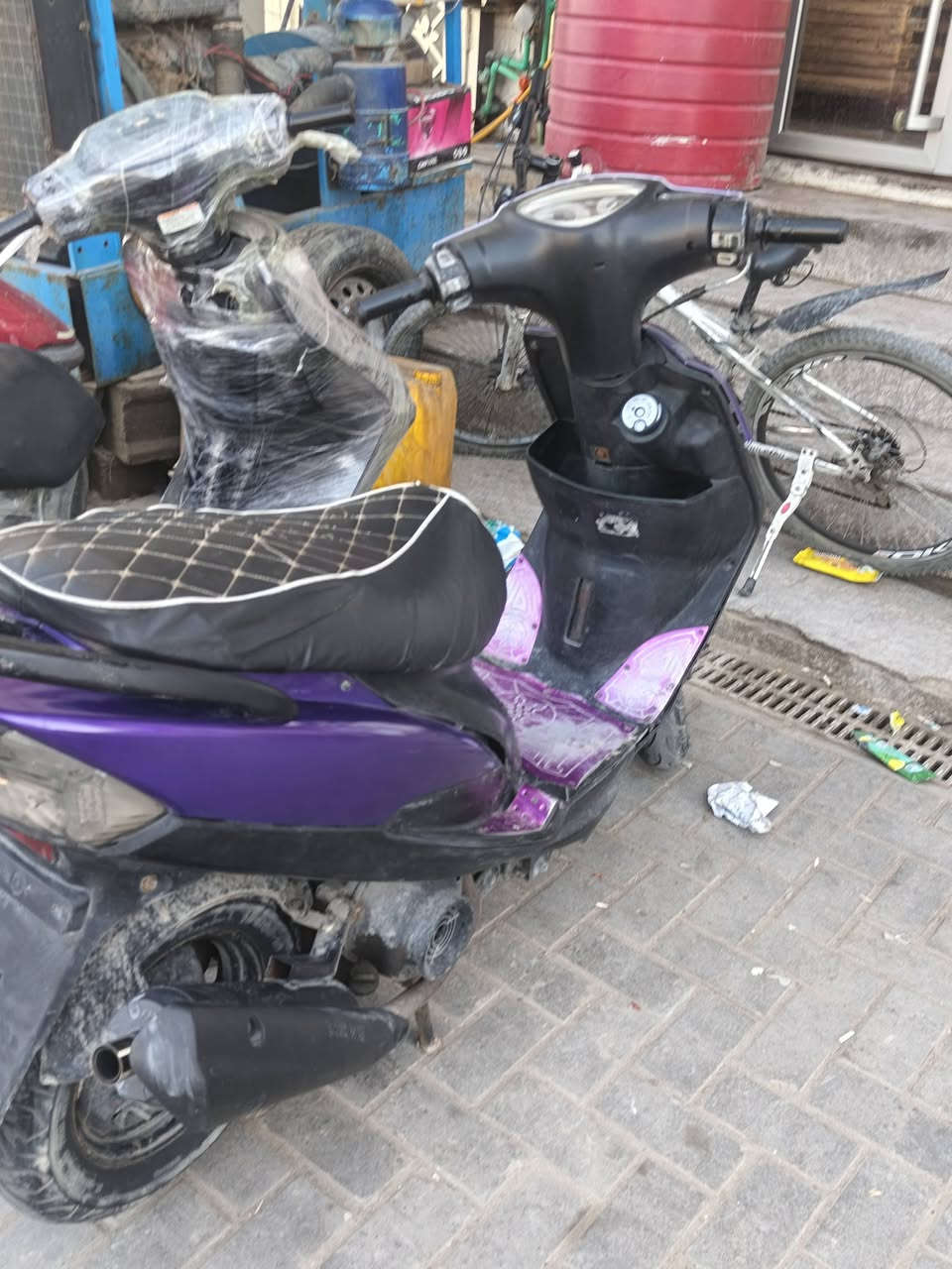سلام عليكم دراجه ماكس عدله للبيع سعرهه ب550وبيهه مجال للتواصل معي ***********
