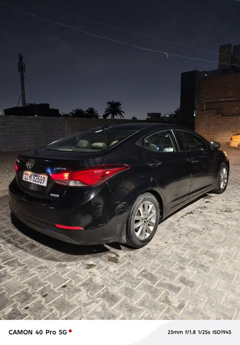 سياره انترا موديل 2016
وارد امريكي حادثه بس بنيد 
كير ومحرك مكفولات دوش
تخم تاير جديد 
وبل عافيه ع ياخذه 
سياره بسمي تحويل ثاني يوم 
سعر 112 المكان بغداد الشعله
***********
