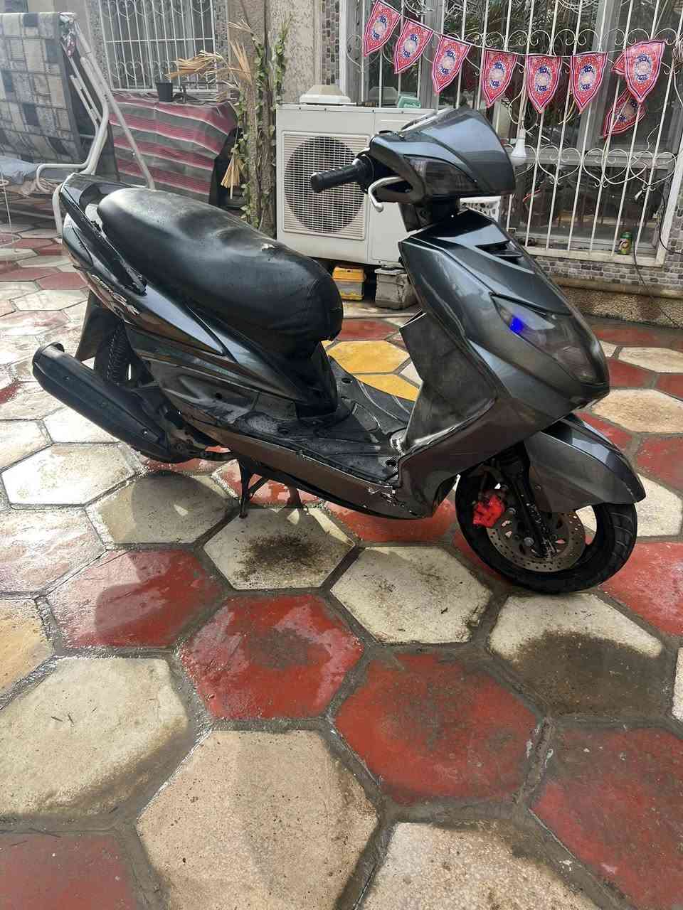 سكنس فحل نوزل دراجه بلاديه حلوه 650بيها مجال حك جيه تجي تكلب وتشوف مكاني كاظميه


**إذا كنت صاحب هذا الإعلان وتريد حذفه لأي سبب، رجاءا أرسل رسالة إلى الدعم الفني**