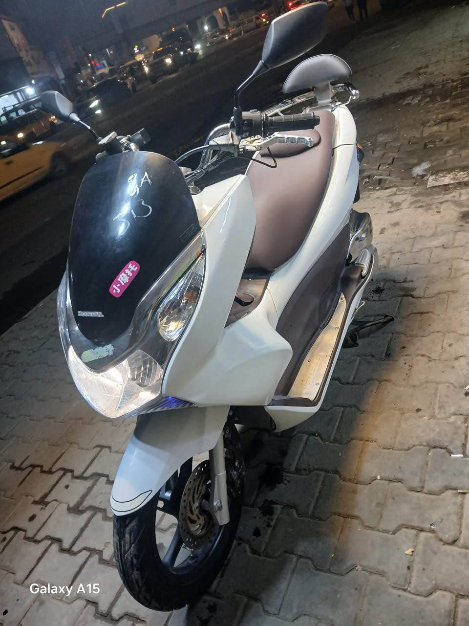 دراجه pcx جيل الول جديده مال رمبه مكينه ناعمه شلعه معدل ربع نكره كفرات اصليه كهربائياتها كلها شغاله دراجه جديده اي نقص مابيها مكفوله السعر مليون 300 بيع مستعجل العنوان بغداد الكرخ رقم *********** بغداد, العراق
