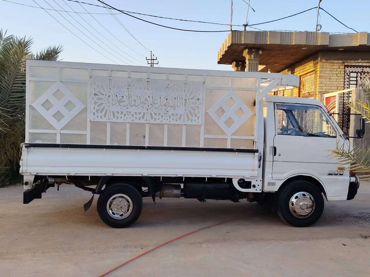 السلام عليكم ورحمة وبركاته. للبيع مازدة ياباني كير ومحرك بنكو ٢٧٠٠ شرط ترايك وين متريد رقم بابل ألماني سنوية نافذة قبل سنتين.. جاهزة حتى دهن المحرك جديد 
‏‪***********‬‏ أبو عبدالله... مكاني كوفة
