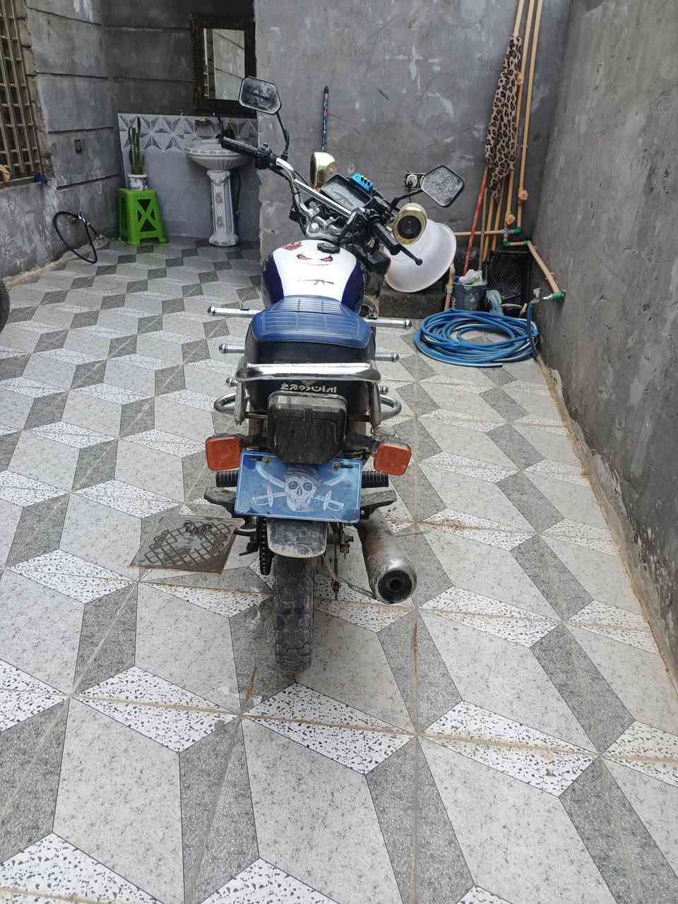 سيڤان موديل 2020 محدث 2023
للبيع السعر 450وبي مجال مكان حي السكك مجاور الحولي 
رقم ***********
