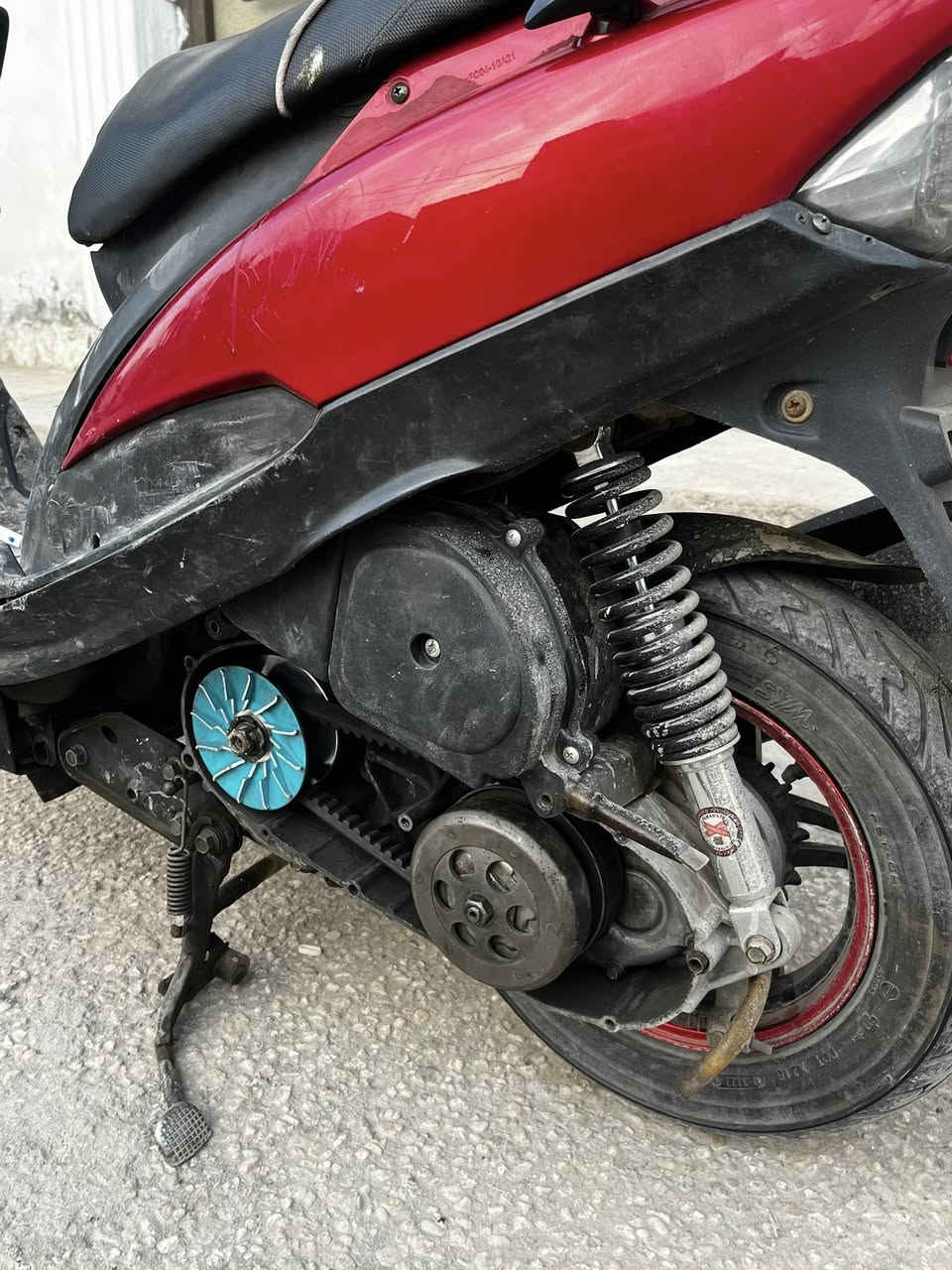 سلام عليكم ماكس عدله للبيع
الدراجه مكينه مجفت جديد 55
كلج امامي AHE
كلج خلفي  مال حاويه
قايش جديد
سلف 55 جديد
صالنصه fm
تايات90/100/10 العريضات
وياله احمر رياضي
كهربائيات شغاله
الدراجه خير من الله شلعه معدل تشك الكاع
السعر 450 وبيها مجال للطيبين
مكاني بغداد الدوره
رقم تلفوني***********
موجود اتصال واتساب ماسنجر راسلني وبيك خير وتدلل
