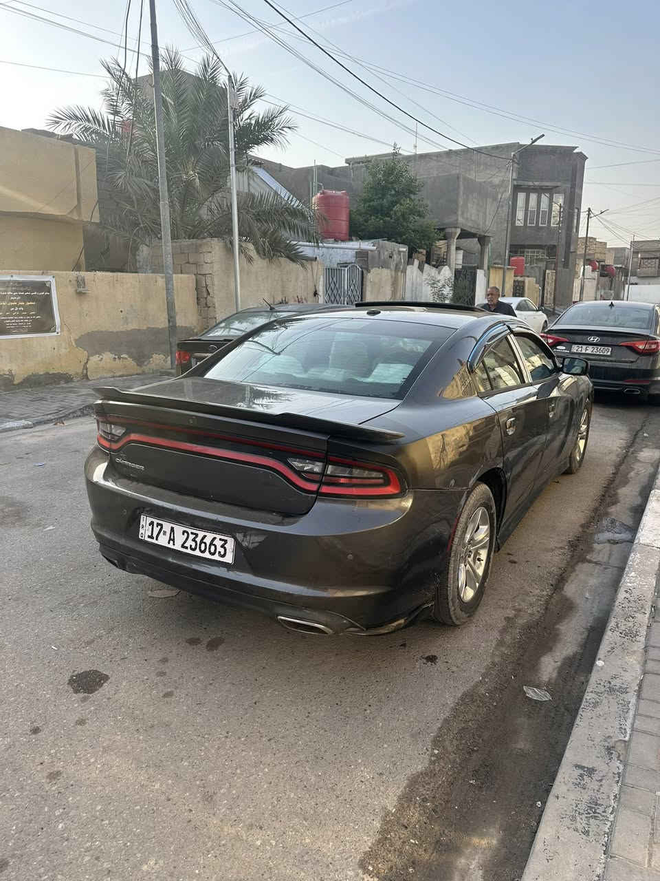 السلام عليكم 
جارجر 16 اصل خليجي رقم مثنى ابسمي 
فول مواصفات للاخير 
السياره مكفوله من الصبغ 
بيها فقط بارد 
وبيها فتح بس بدون تبديل 
السياره جاهزه من كلشي مابيها اي نقص
بيع او مراوس بتكسي جارجر اوباما فقط
السعر 195 بيها مجال بسيط 
للتصال *********** 
وتساب ***********
