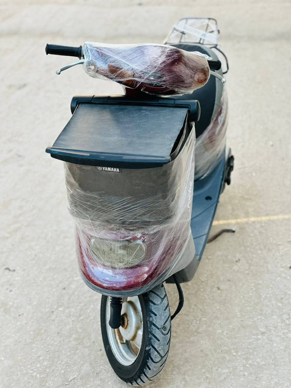 سلام عليكم منغولي 2003 للبيع كفاله من البرغي وحاويه 
مكاني كربلاء طويريج السعر 650 وبيها مجال الشراي يتصل ***********
