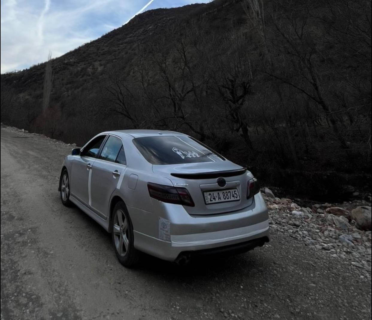 ٢٠١٠ رقمو سه نوي نينه وشينكهـ هه تا ٢٠٢٨ تايره نينه كئرو مه كينه شه رتن جار قطعين سبغي يت تيدا بيجه ك داغلي بشتا وي يا كرتي بس بي حوص امريكيه سبورتي شه ريكي يه se وه كاله عام نافي من
رقم تله فون ***********
غرامه ٢٧٠ هزار 
سعر 105 و مجال
