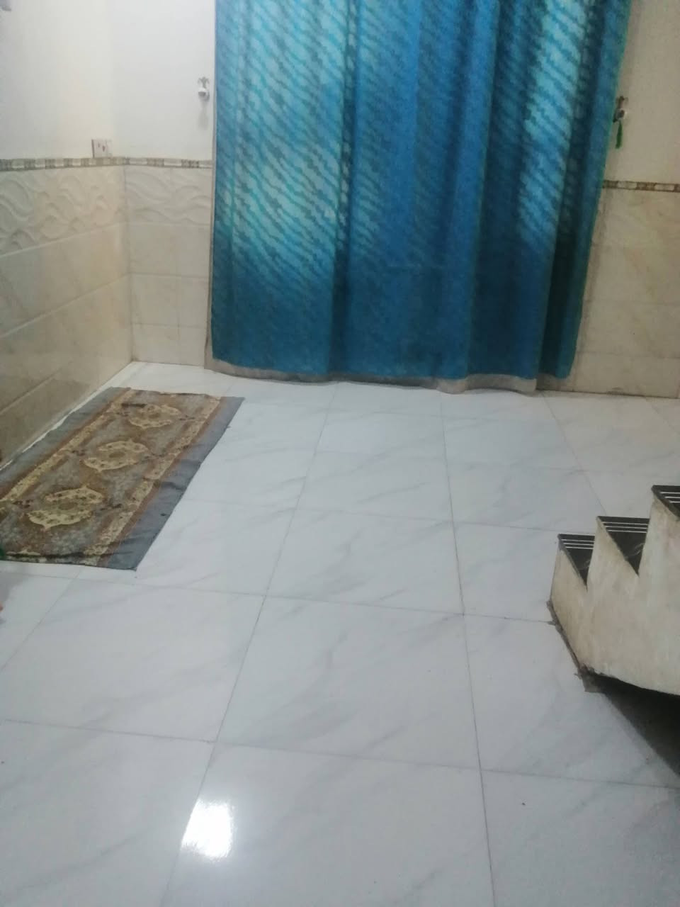بيت للبيع ٢٠٠متر كربلاء المقدسة حولي ابو مهدي المهندس منطقة الشبانات لاستفسار أكثر الاتصال على الرقم ***********
