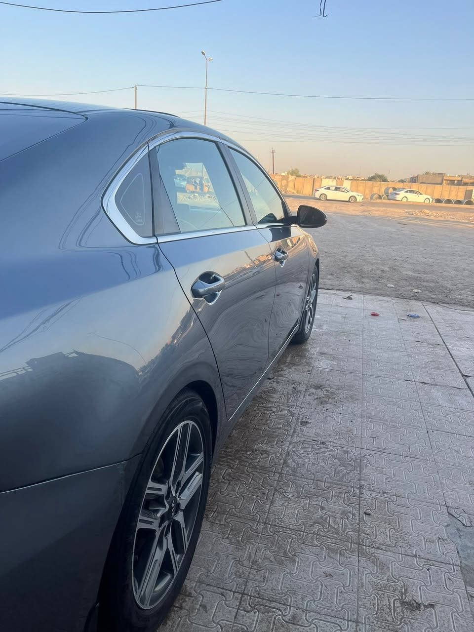 كيا فورتي 2019
مكينه 2000دىش
موصفات 
بصمه 
توقف ذاتي
شاشه كامره
تحكم ستيرن 
دادارات امامي خلفي جانبي 
فتحه
كشنات جلد +تدفه+ستيرن 
بعد بيها موصفات 
للستفسار *********** وتساب موجود 
سعر 135 مكاني بغداد
صور حادث مرفوقه ويه صور
