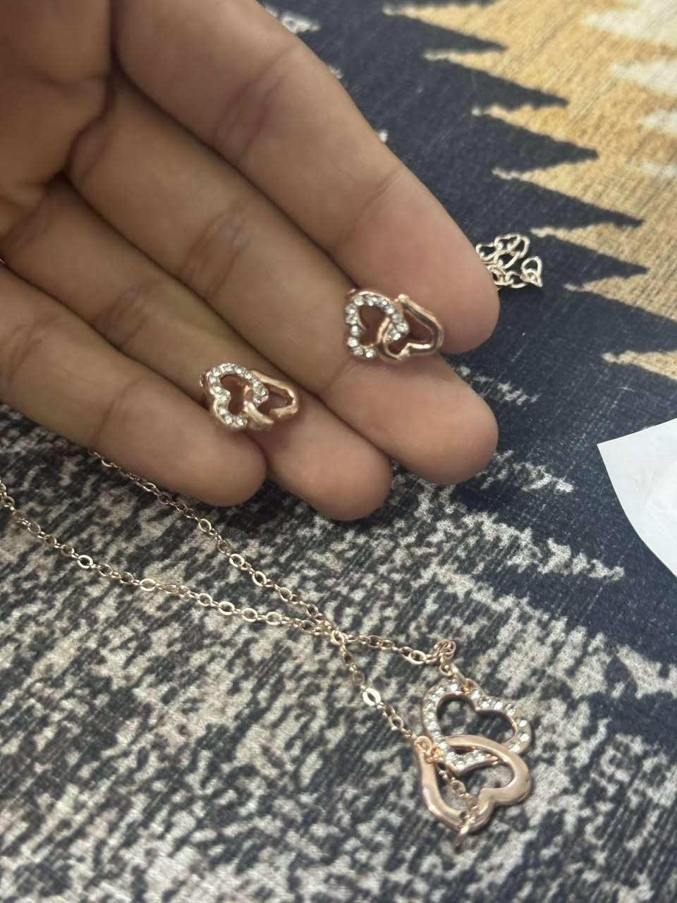سيت مال كلايد لون شمسي ب٦الاف


**إذا كنت صاحب هذا الإعلان وتريد حذفه لأي سبب، رجاءا أرسل رسالة إلى الدعم الفني**
