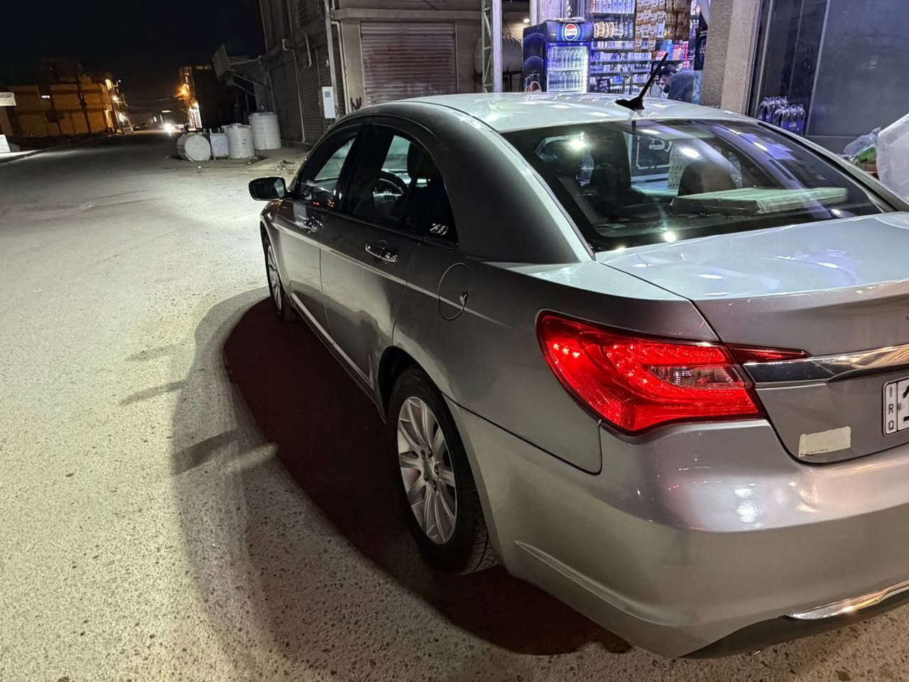 كرايسلر c200 موديل 2013 محرك 3600
 
فول مواصفات لمتد محرك فليكس فيول بانزين عادي 
 
رقم بغداد جديد ماشية اقل ال100 الف ميل
فتحة
تشغيل عن بعد
تدفئة كشنات وجلد
كرسي السايق كهرباء 
فول تحكم ستيرن 
مثبت سرعة
مانع انزلاق 
هيتر مري جانبية

داخل جديد ومحرك وكير وتبريد بدون اي نقص

راديتر ومي زيتي ودبة وقبق الدبة ومراوح وواشر ووتربم وفريز تبريد ودهن كير وفلتر ودسكات امامي كلة جديد 

عوزها  ترتب البجم شوية بس

ضربتها جاملغ ايسر وبنيد بدون اي دواخل
صبغ باب السايق وجاملغ ايمن بدون معجون

سعر 78 وبيها مجال بسيط مكان الدورة
***********
