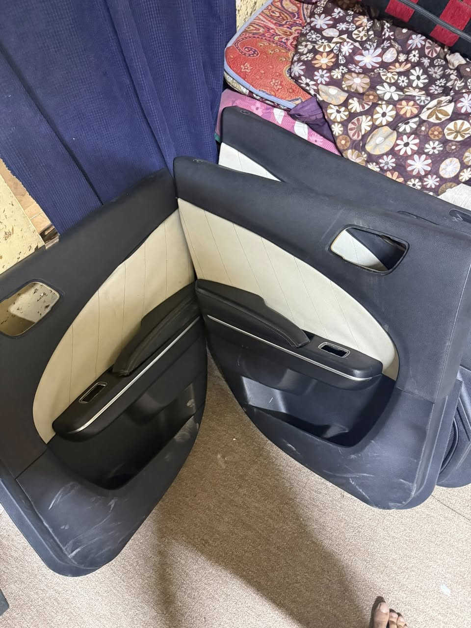 بطاين نقص يده اناميه لبصف السايق بغداد الحسينيه ***********
