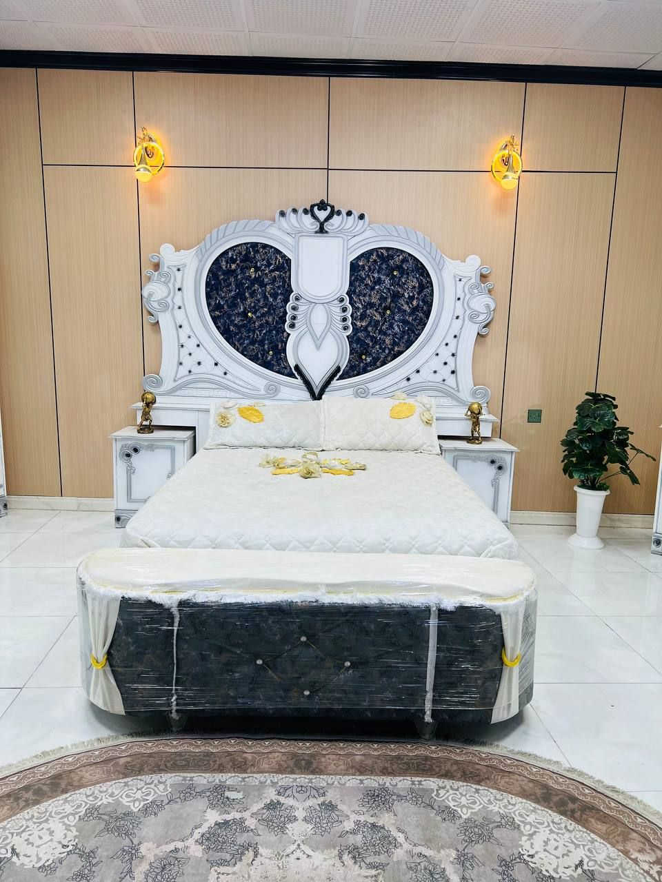 غرفه نوم صاج عراقي

عدد القطع ٧

السعر مليون ٥٠ 

متوفر خدمه توصيل بس

*********** الاستفسار واتساب تلكرام
