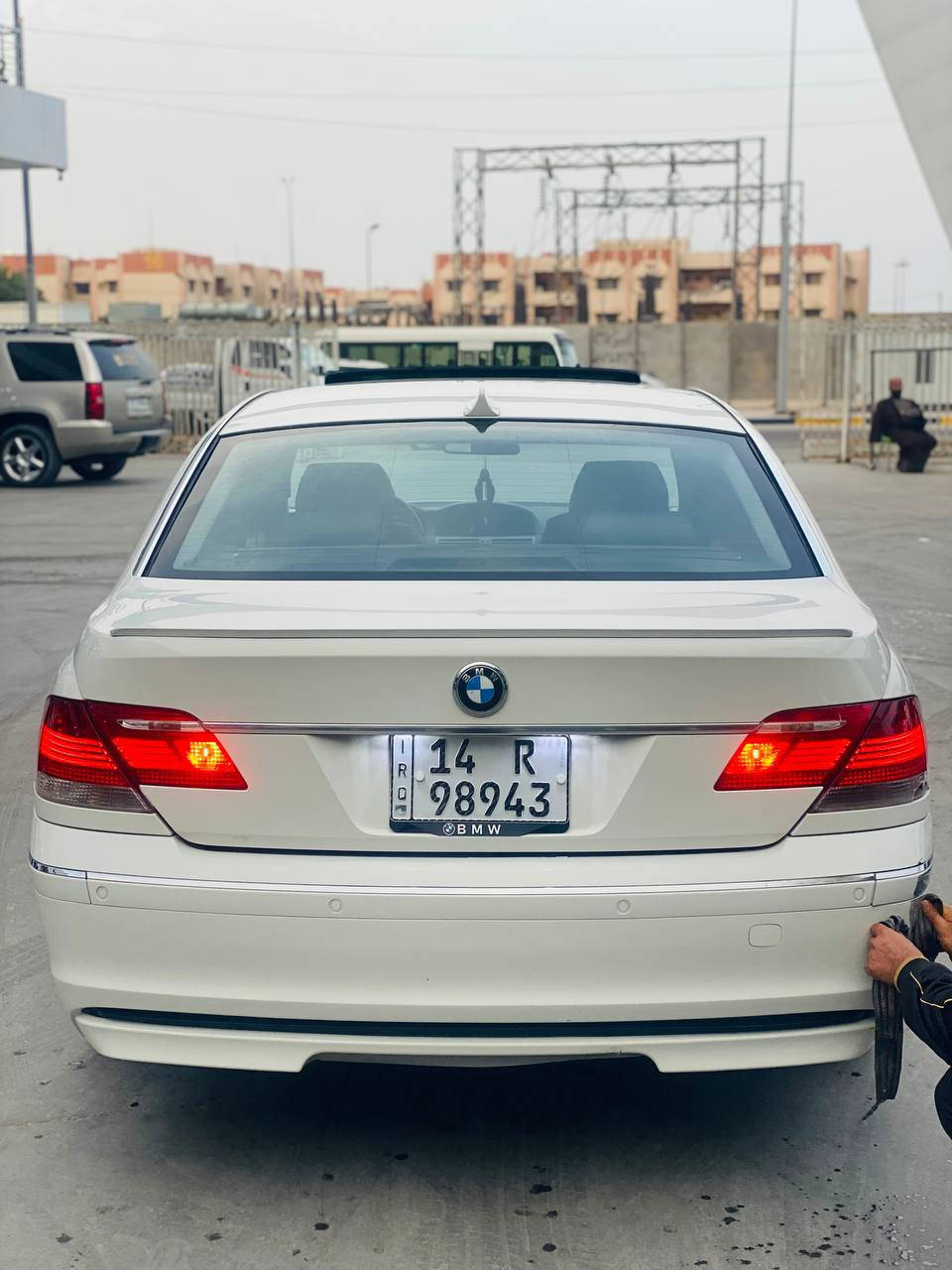 للبيع او المراوس 
بي ام دبليو باخره مديل 2007 /750i ,باب طويل 
اصل وفصل 2007 رقم بصره انكليزي تحويل ثاني يوم 
مكينه وكير جديدات 😎
تبريد منظومه كامله من الطول للطول قطعتين حته تبريد بلتنته🥶
فول مواصفات للاخير 
1-منضومه تبريد جديده 🥶
2-تبريد بلتنته قطعتين 
3- كير تعليك وضعيات قياده
4-كشنات كهربائيه بصمه +AUX
5-حداديه اماميه +عربانه خلفيه جديده
6-تخم تاير ويل جديد 
7-دهن الاصلي مال وكاله 
8-ضفيره كهربائيات من الطول للطول 
9-بيبان شفط +جنطه شفط
10-لايتات زنون عالي ناصي 
11-تبريد تدفئه كشنات 
12-تنته فول مواصفات 

السياره متعوب عليهه كلش هواي شرط ترايك بيههه 260 ✈️مكان السياره البصره .........

السعر 158$ وبي مجال ........
*********** البصرة, العراق
