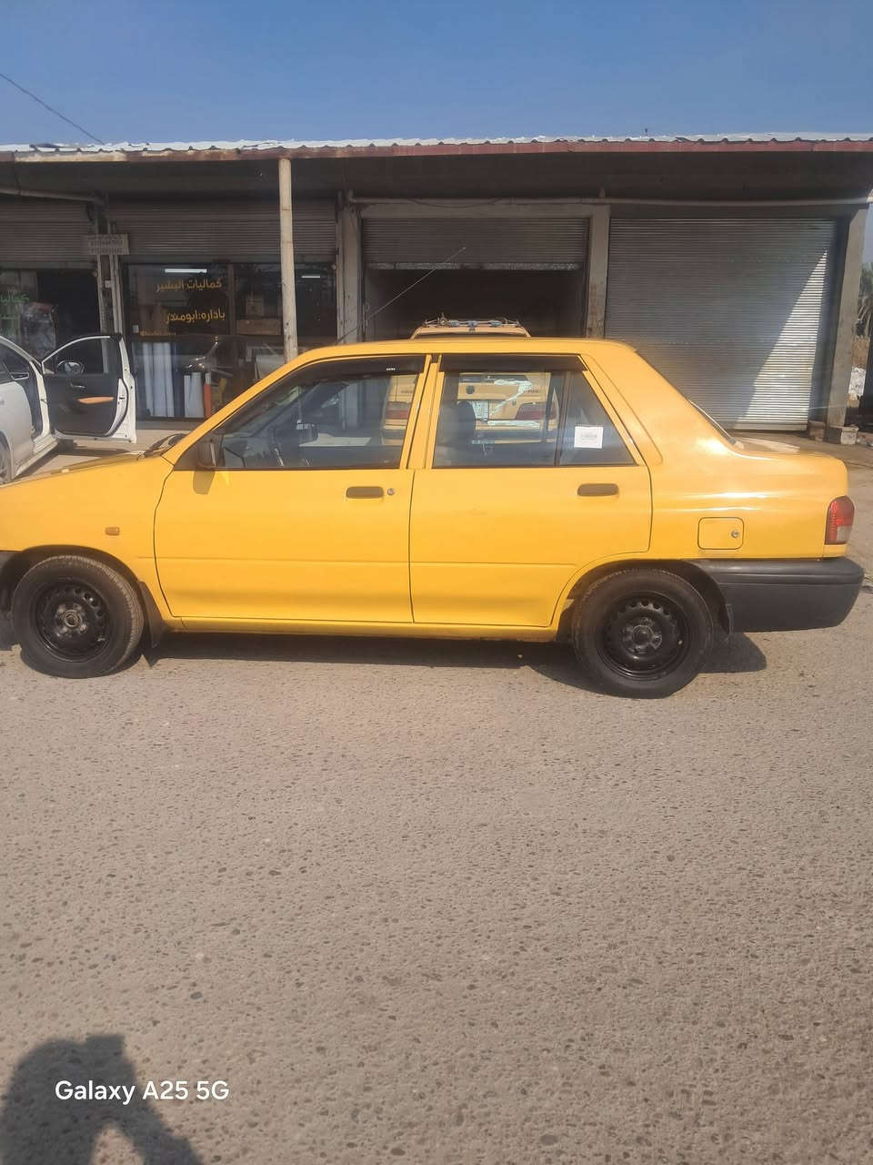 اسلام عليكم سايبه للبيع موديل 21 بيها ضربه بل صندوك ومعمره حلو بسمي بغداد السعر 45 بيها مجال قليل ***********
