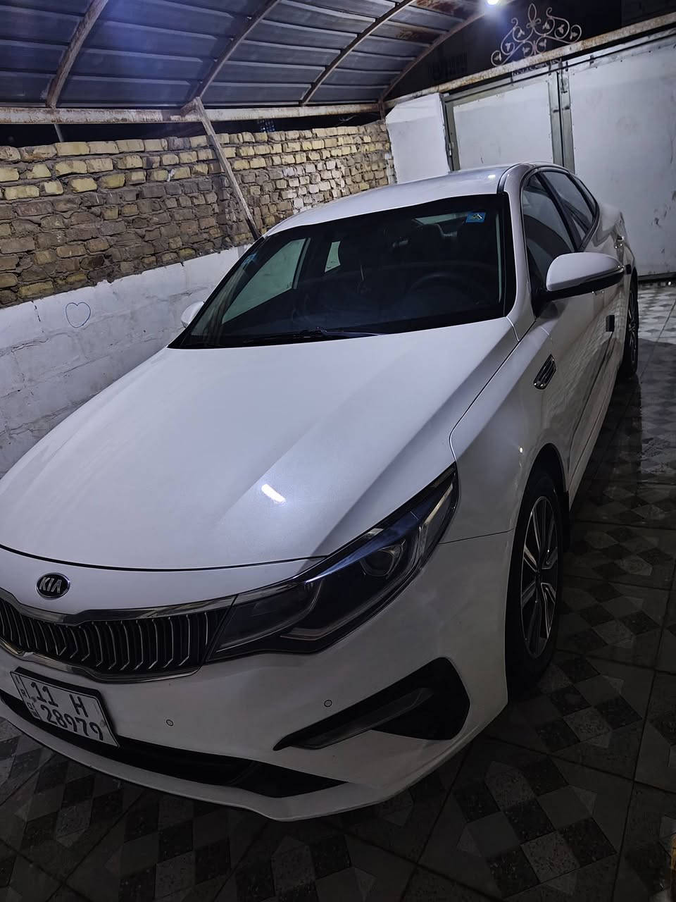 السلام عليكم كيا اوبتما موديل ٢٠خليجي محرك ٢٤٠٠ماشيه ٥٠سياره جديده معه الكلمه رقم بغداد انجليزي مكان ديوانيه ***********
