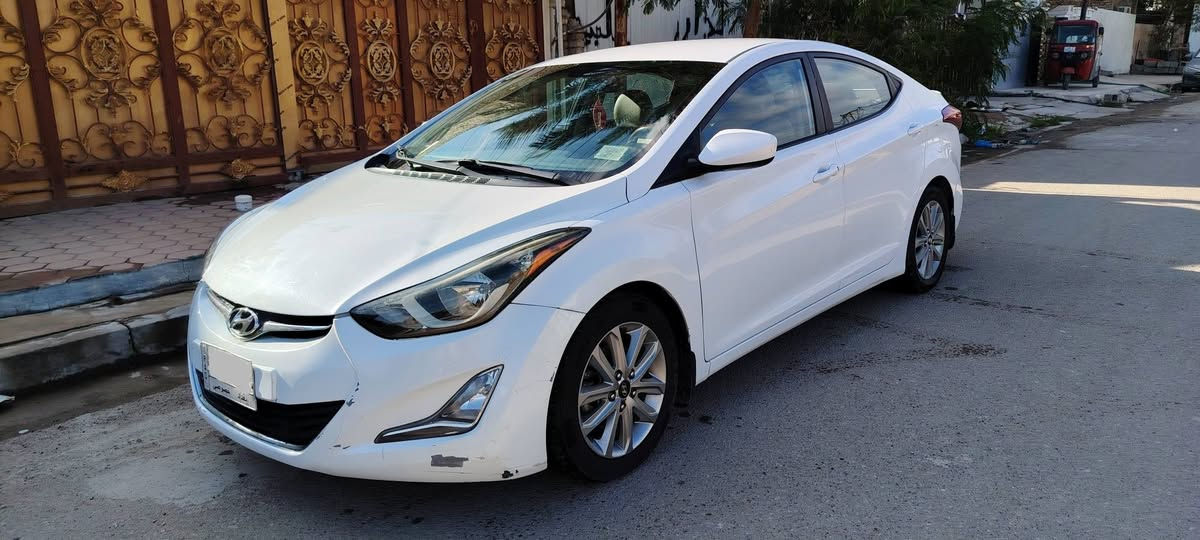 السلام عليكم النترا 2016 امريكي محرك 1800دوش ماشية 81 الف ميل، حادثهة كما في موضح بالصور، خمسة ويل كب، قاعدة فيت بم احتياط مع السيارة المحرك بحالة جيدة جدا و الكير مسويلة تغيير فلتر و هايدروليك يعني كأنما جديد و مداريهة بانزين محسن و بالدهن، داخل السيارة نظيف والكشنات جلد، كاميرا دوارة مع وجود ملاحظات بالبدي و تقشرات بالصبغ، السعر 117 وبيهة مجال للشراي رقم بغداد مكاني بغداد حي الجهاد متواجد واتساب ***********
