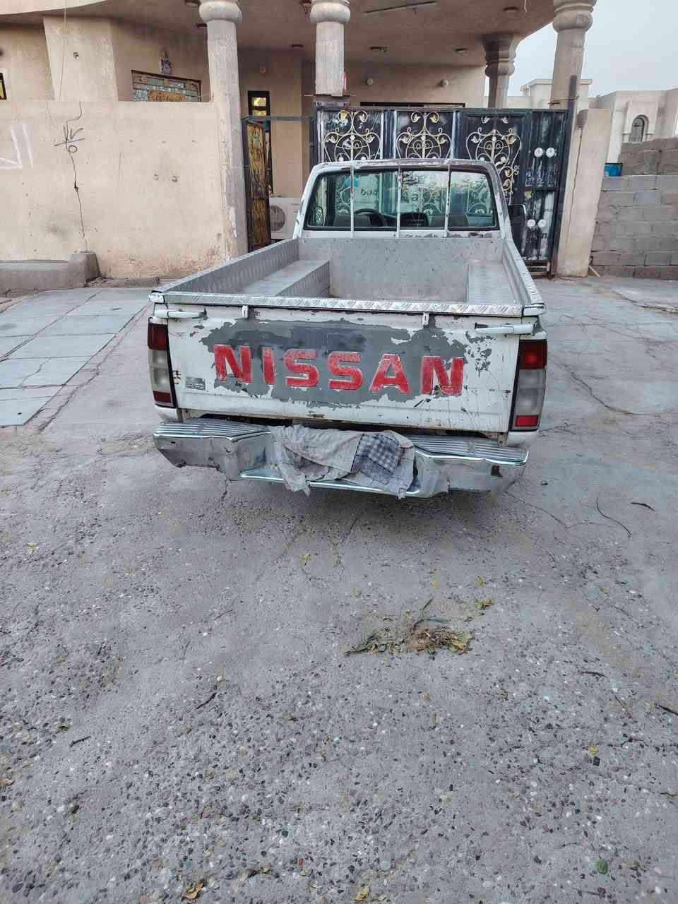 سلام عليكم بيكم نيسان شبوط للبيع راعي مادله مكينه وكير وحدلده وكسن كفاله رقم بقداد سياره جاهزه وبلاديه اكفله سرقه وعشير السعر 35وبيه مجال العنوان بصره شراي ينتصل ***********/***********

