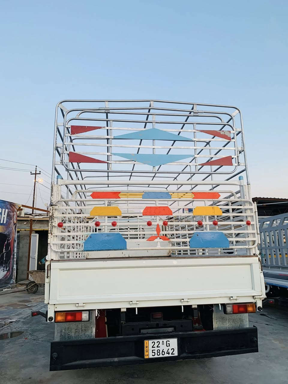 اللهم صل على محمد وال محمد
كنتر 2015

رقم اربيل بأسمي

سنويه لغايه 2031

السياره مصبوغه حزام اثر جراد

ضربه مابيها 

هيج طخات بسيطه بس 

تايرات جدد 17.5

دوشمه

محجر جواد الحداد 

مكينه لاتبخير ولا تنقيص

سياره ربع متصرف عليها كبل لشغل

مكان السياره الديوانيه

السعر

160💲

للاستفسار

***********

***********
