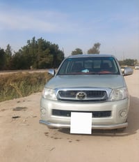 هايلوكس • ٢٠٠٦ • ديوانية عفك