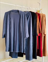 سوت قطعتين • فري سايز ٤٠-٨٠كغ • قماش كلينيكس ليكرا