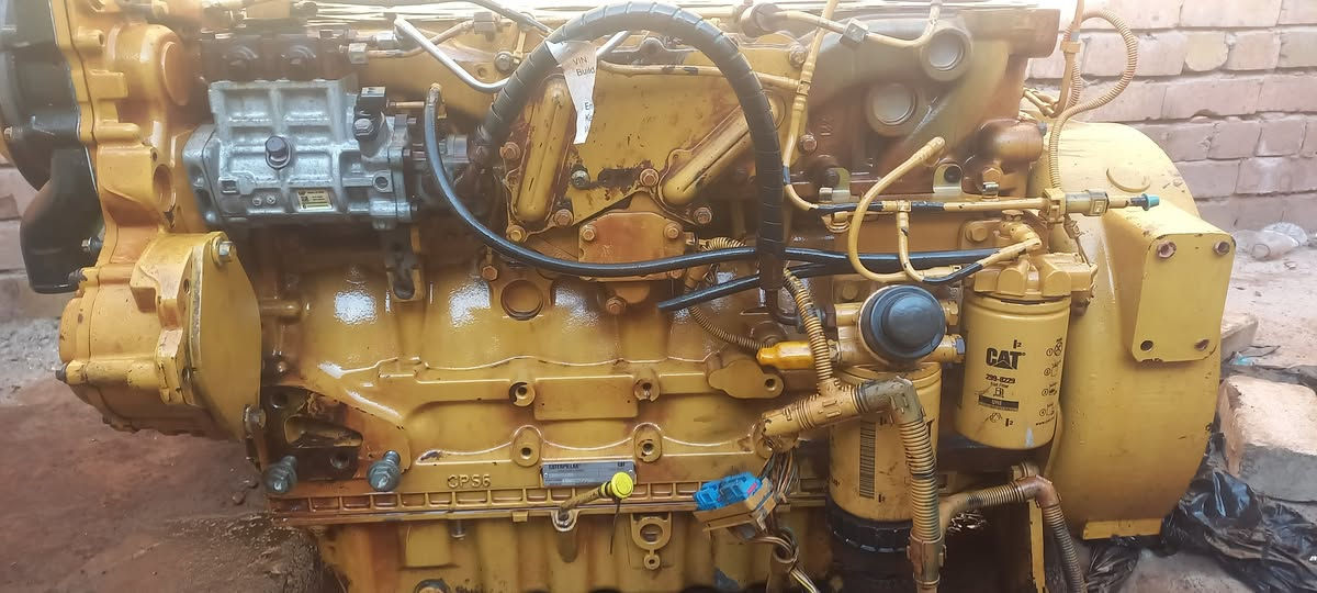 السلام عليكم للبيع نص محرك كتر بلر C.6بي نقص بستم دخول جديد اوربي نضيف مع العقل موجزد وصل مثل ما موضح ابيعه على وضعه ***********
