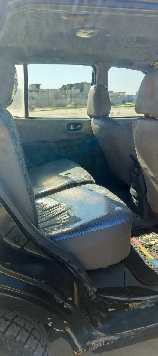 سلام عليكم سياره سنتافيا موديل 2006 لون اسود ◼️ كير +محرك كفاله جدد تخم تاير جديد 
باتري جديد دوشمه جديده السياره مفروشه عازل
صوت من الدشبول لل جنطه السياره مصبوغه 
عام ولصبغ انت شوف بعينڪ...  للبيع او للمراوس..  عنوان السياره ديالى رقم صاحب السياره 👇  السعر 60ورقه وبيها حك الجيه   ***********
واتساب ***********
