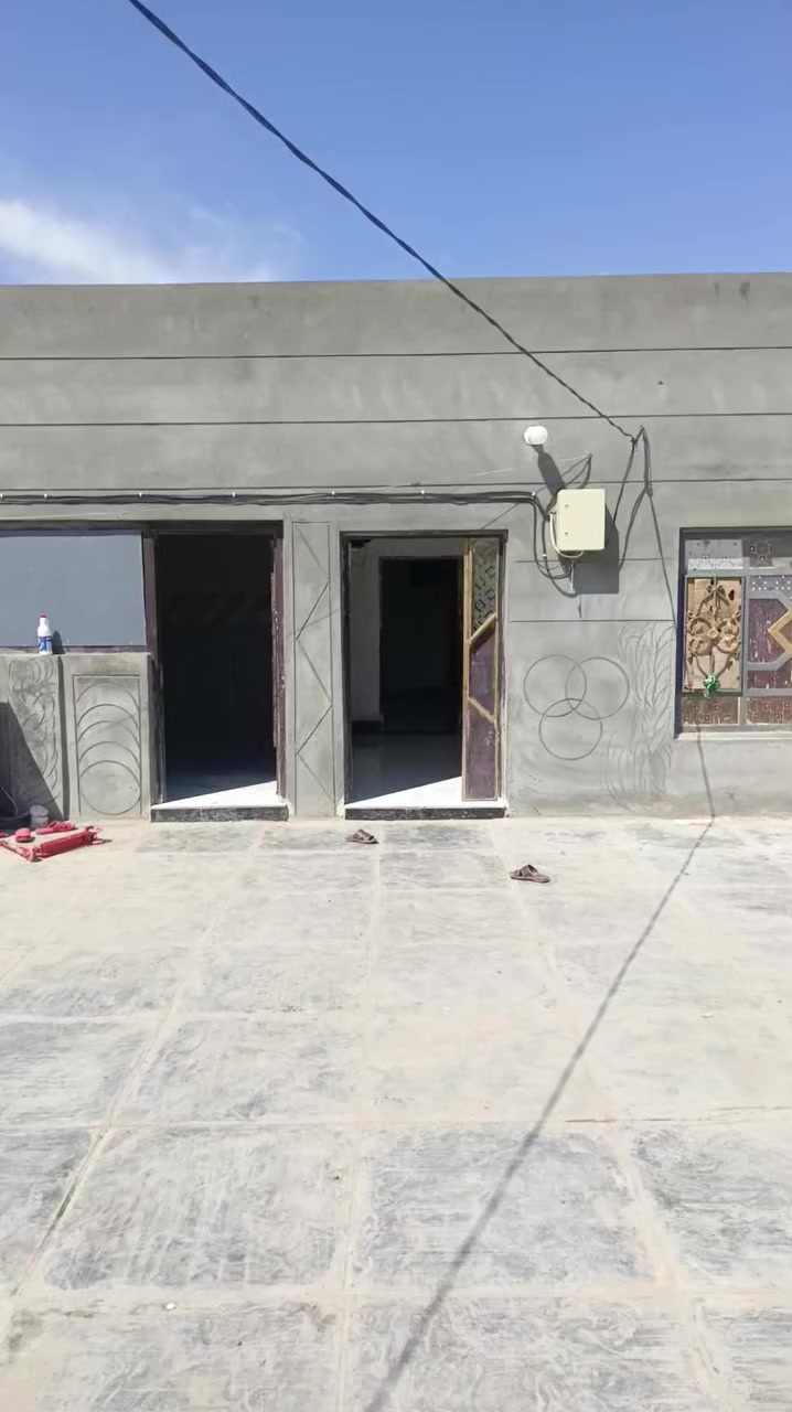 للبيع
بيت زراعي سند٢٥ 
تحويل للمشتري تدخل سهم
الموقع طريق البدر ثاني بيت عن التبليط 
البناء حديث غرف عدد٢ صاله مطبخ 
ارضيه بورسلاين مطبخ سيراميك 
مع منظومه كاميرات 
المساحه ٣٠٠ متر 
متوفر كافه الخدمات 
للاستفسار
***********
***********واتس 
او مراجعه المكتب مكتب احمد النبهاني للعقار/ عبدالله
