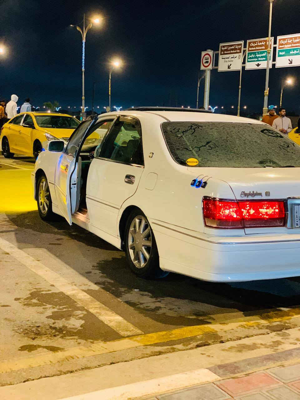 السلام عليكم تيوتا كراون  موديل٢٠٠٢أصل  ديفور الكبير فتحه  كشنات كهربائي ستيرن كهربائي  غرفه بيجي ويل نجمه برده خلفيه  تحويرت نجف فوك وجوه مكفوله كفاله عامه من كص ونقل جثه عده جاملغ خلفي بيه ضربه خفيفه جوا بدون دواخل  ولباقي كفاله شاصي ٧٥   رقم  كركوك  باقيه بس ع رقم وتتحول بسم مواطن عادي موتاجر  السياره جديده مال جناي مكاني كربلاء   السعر (١١٥)  الموشراي لا يتعبني وتحياتي للطيبين ***********
