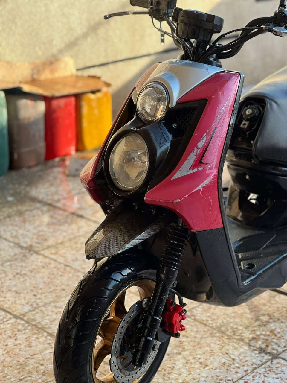 سلام عليكم جبلي لبيع نضافتة مثل ما واضح بل صورة نكره سلف كلج رياضي شلعة معدل دراجة خير من الله السعر 750 
***********
وتساب فقط
