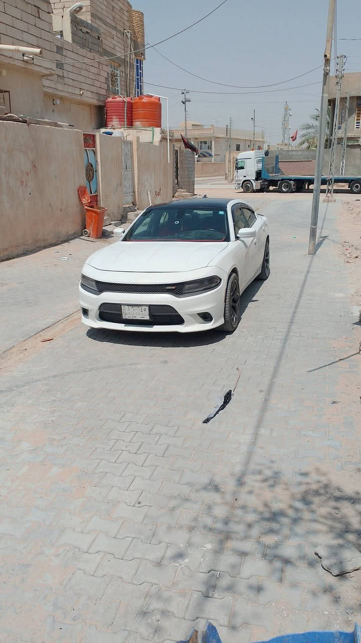 يا الله جارجر 2015 للبيع  جيتي فول عد الفتحه مواصفات شاشه كبيره شفتات كشنات جلد حاضن تدفأه تبريد منضومت غاز  تخم تاير بيع فقط 135 بيه مجال تفاصيل اتصل *********** مكاني الناصريه الغراف
