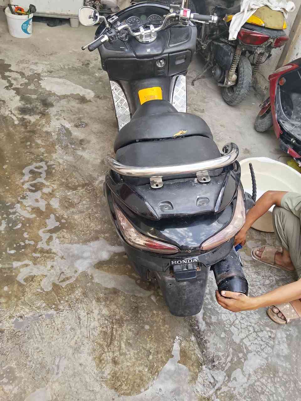 فورزا بومه صفر 8 محركها مفتوح مبدله ولفات فقط هيكله نضيف الدراجه مو مال طربكه مال واحد على كيفه بيها سعرها 750وبيها مجال بسيط لل شراي العنوان بصره معقل رقمي ‏‪0778 134 0159‬‏
