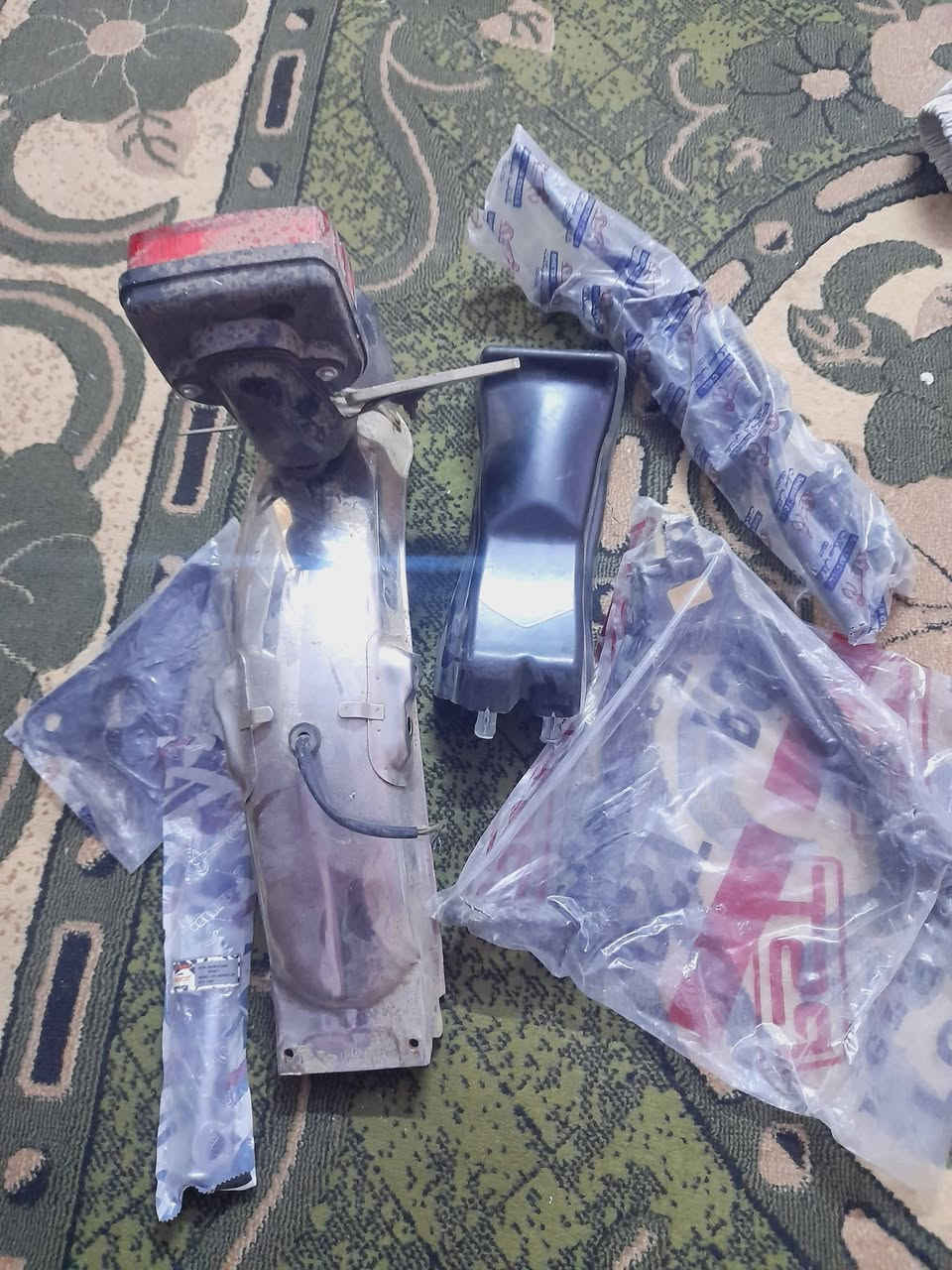 غراض للبيع جديد جاملغ خلفي +
ستانه + شيال  + شيال صالنصه + بيم


**إذا كنت صاحب هذا الإعلان وتريد حذفه لأي سبب، رجاءا أرسل رسالة إلى الدعم الفني**